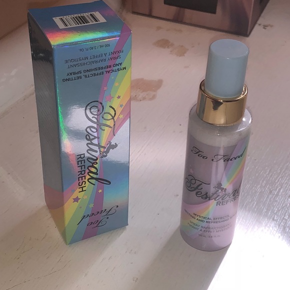 Too Faced Festival Refresh Unicorn Setting Spray